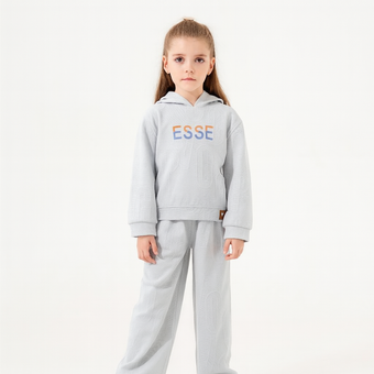 Ensemble décontracté pour filles de l'équipe ESSE