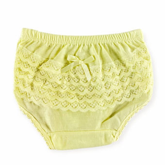 Sous-vêtements à froufrous