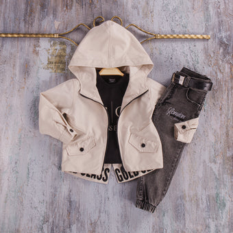 L'ensemble décontracté artistique pour garçons