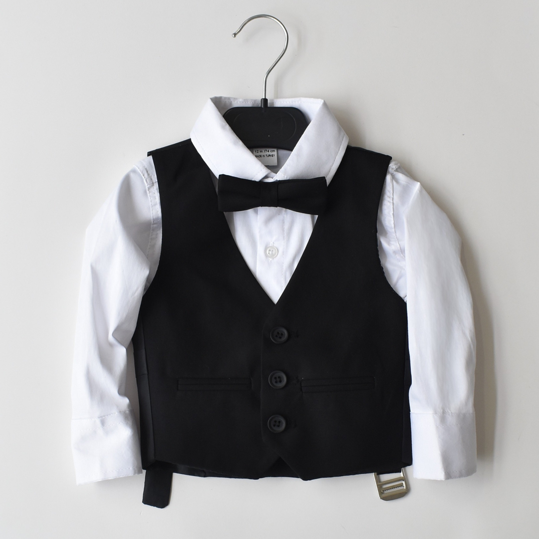 Le costume formel pour garçons du marié