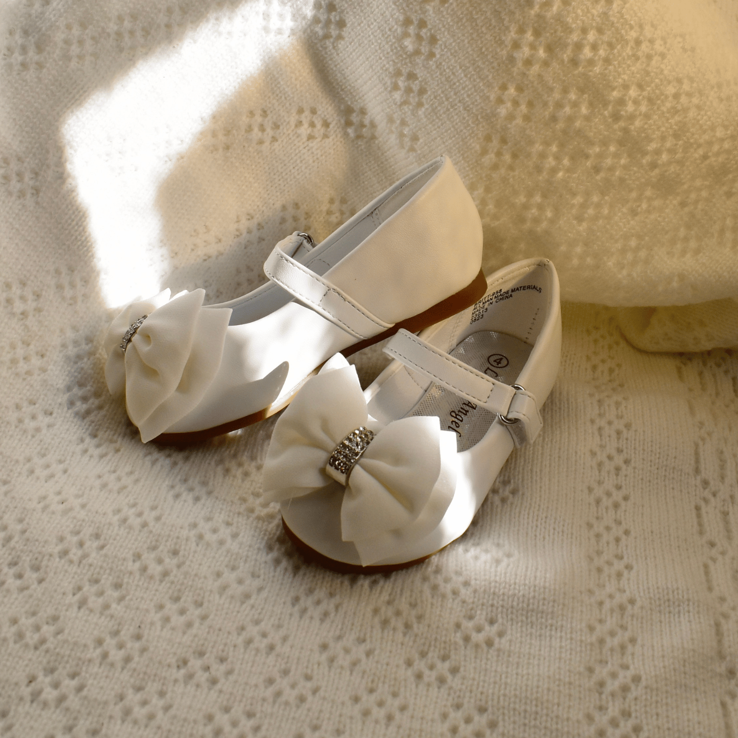 Girls white dressy shoes online