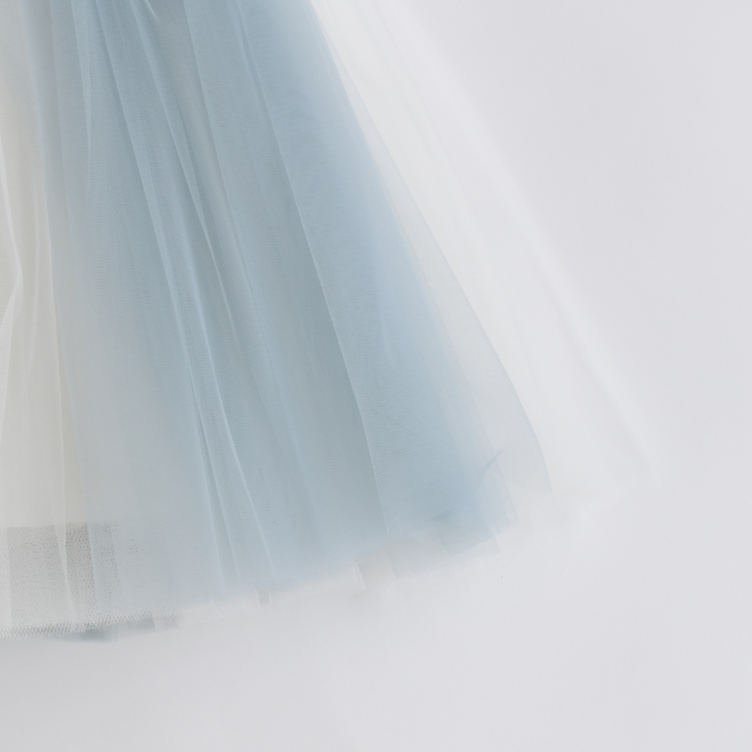 Dainty dress for girls