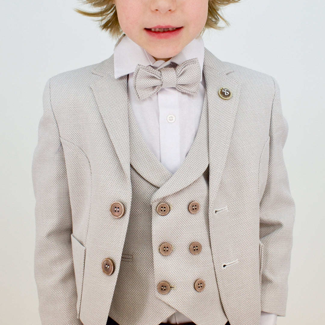 Costume formel pour jeunes hommes