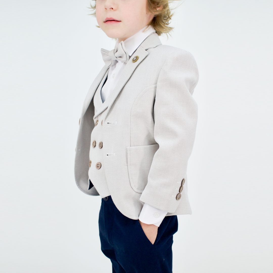 Costume formel pour jeunes hommes