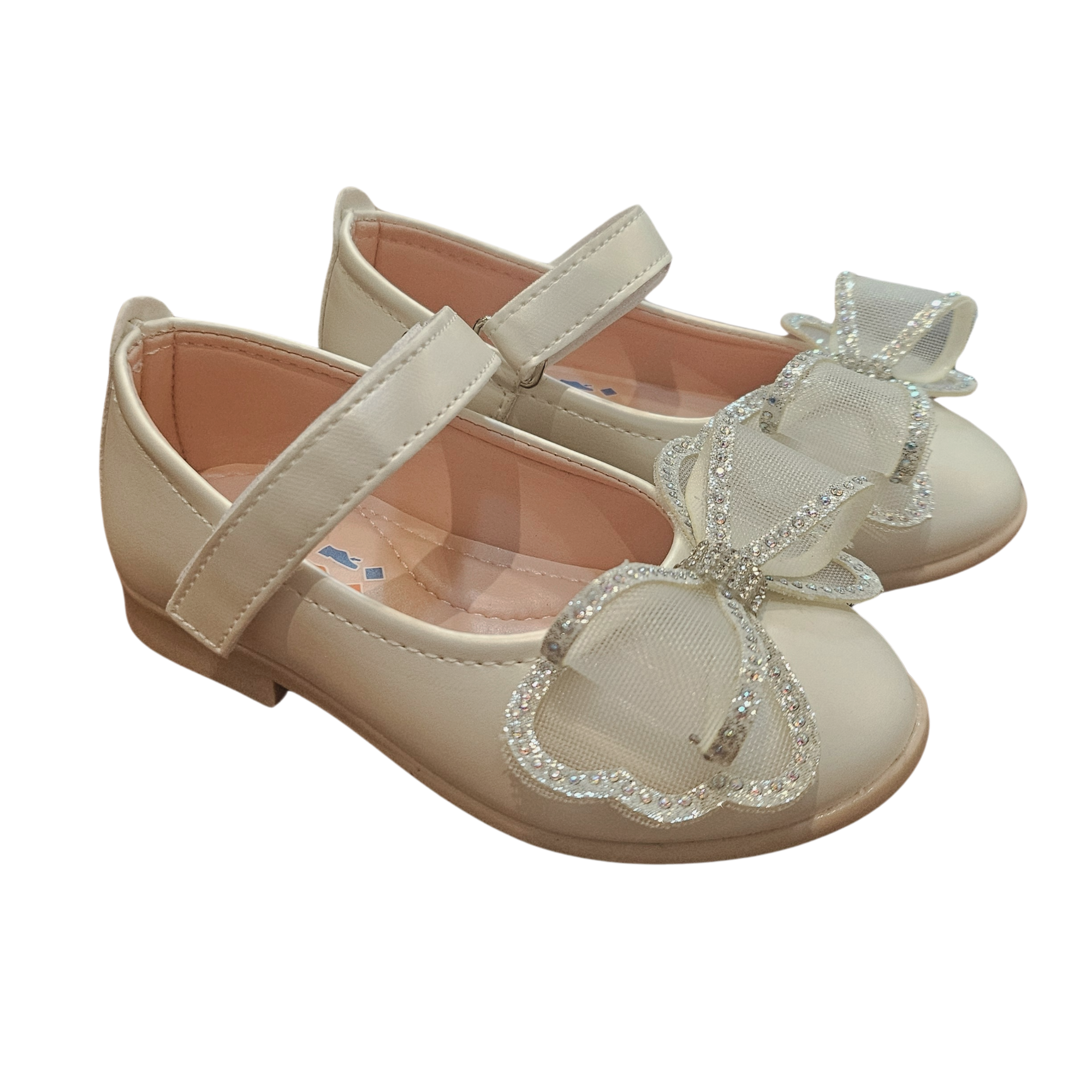 Chaussures pour filles sales