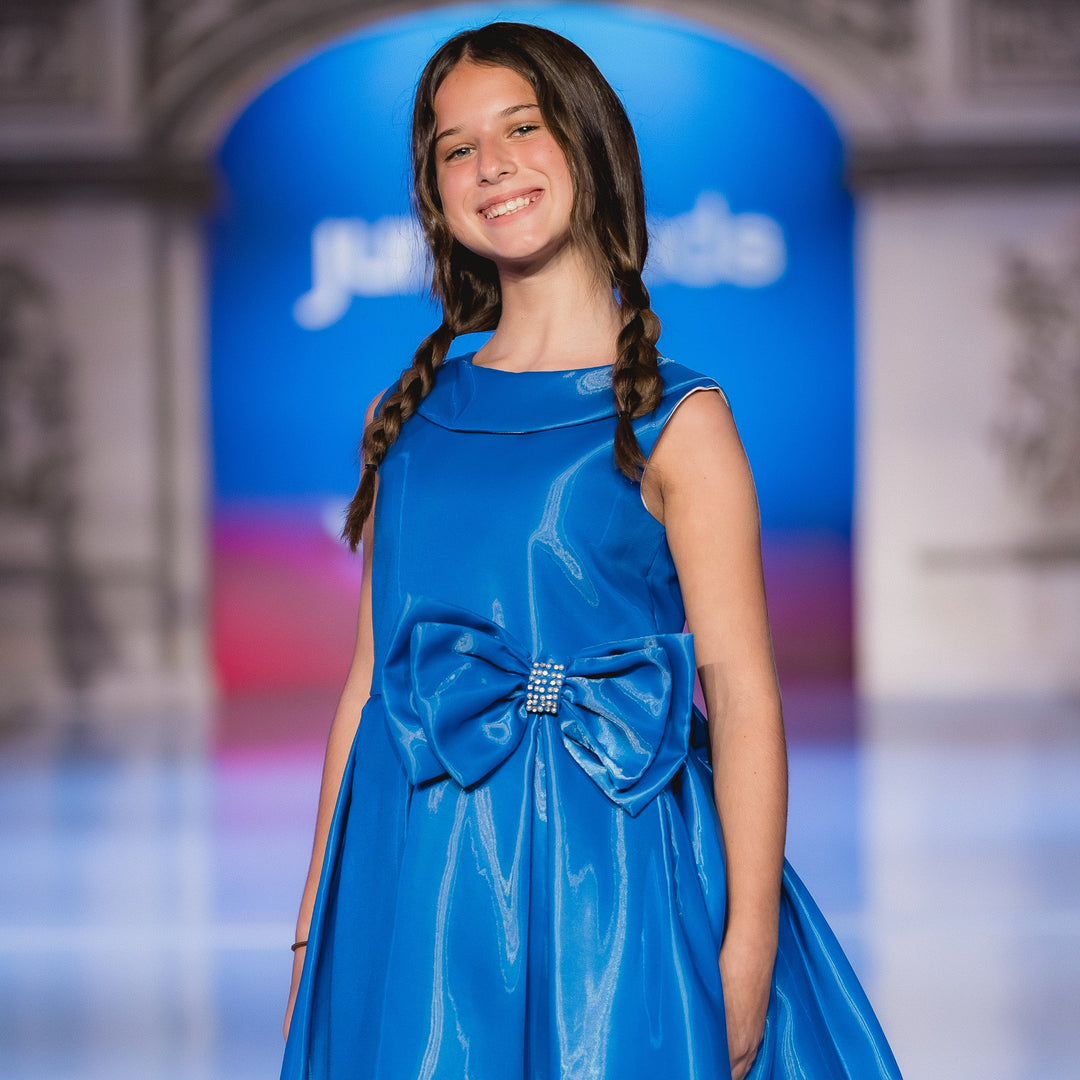 Robe formelle pour filles en satin stellaire