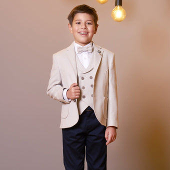 Costume formel pour jeunes hommes