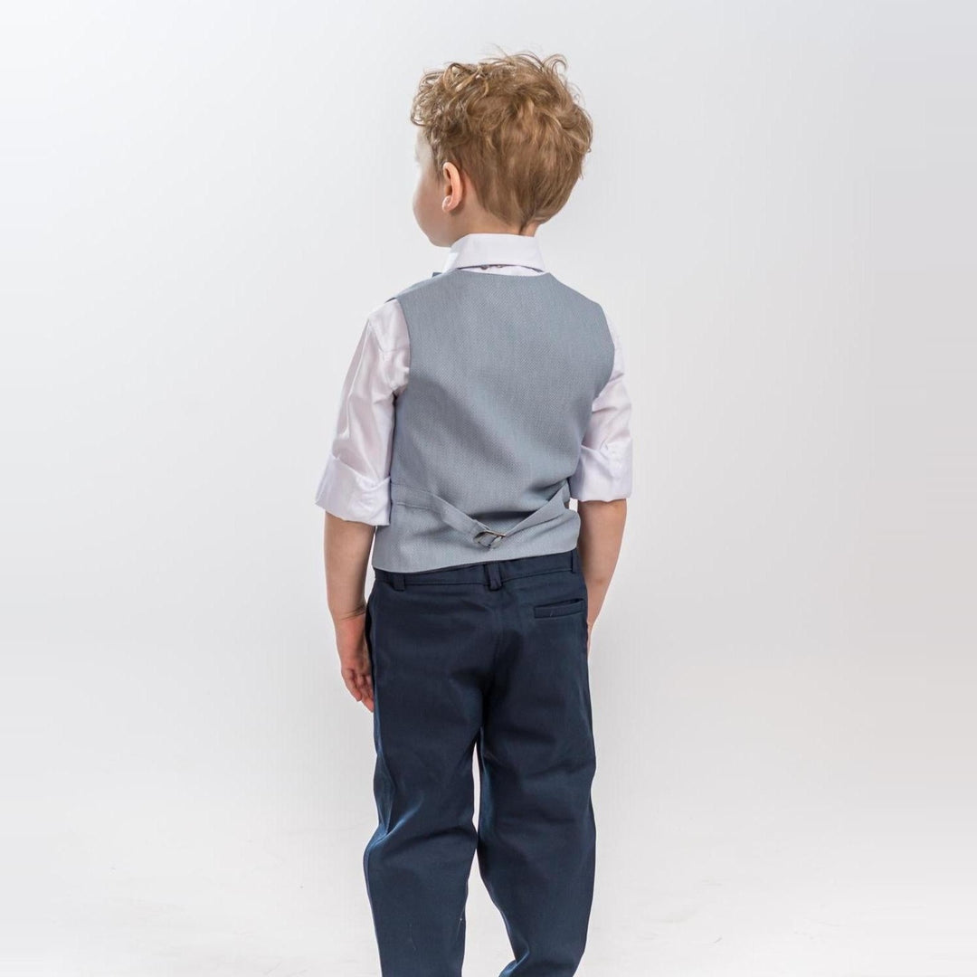 Le costume formel pour garçons du joueur